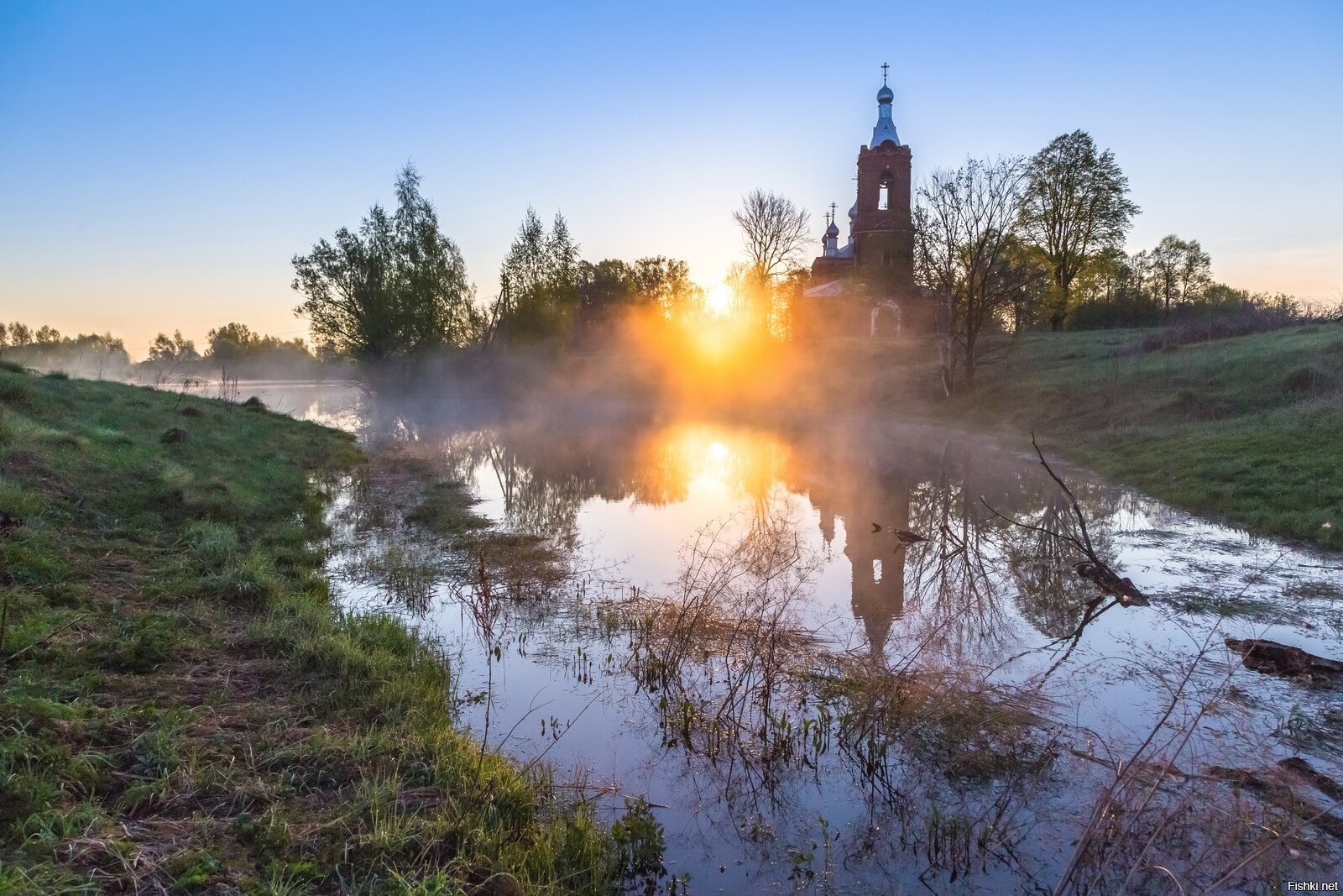 Уты озеро и Церковь