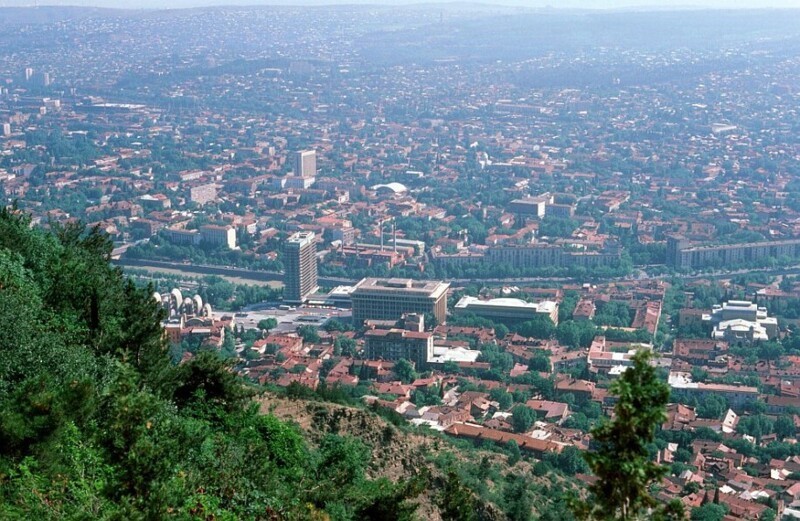 Общий вид на город Тбилиси  85-го: