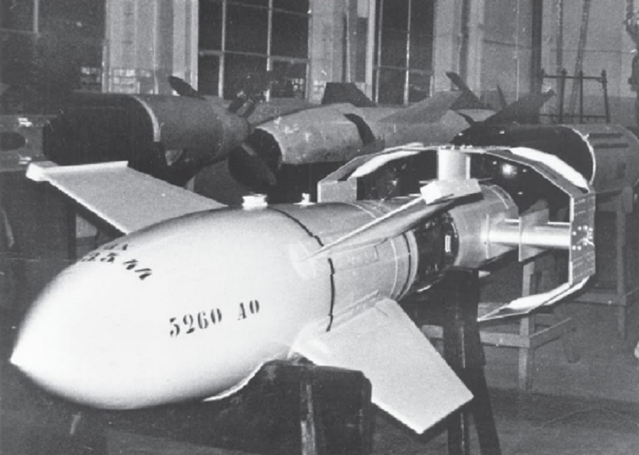 Первое высокоточное оружие появилось в годы Второй мировой. Рассказываем о немецких бомбах Fritz-X…