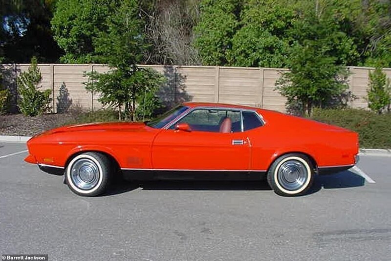 1971 Ford Mustang Mach 1 - "Бриллианты остаются навсегда" (1971)