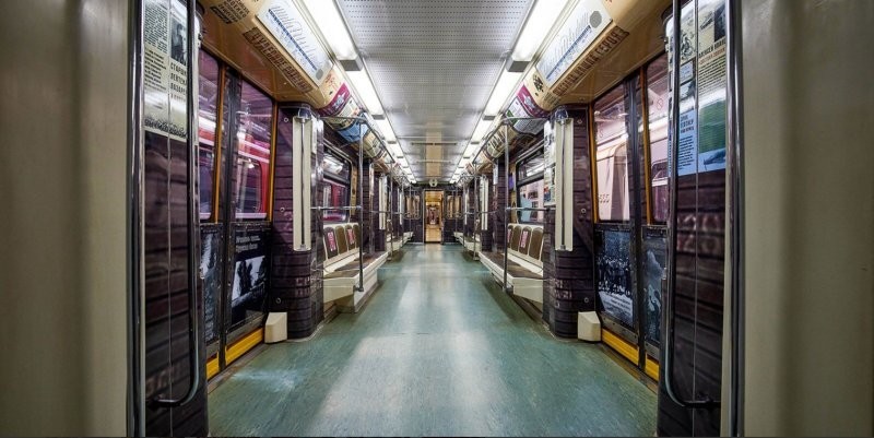В московском метро появился поезд «Герои и подвиги»