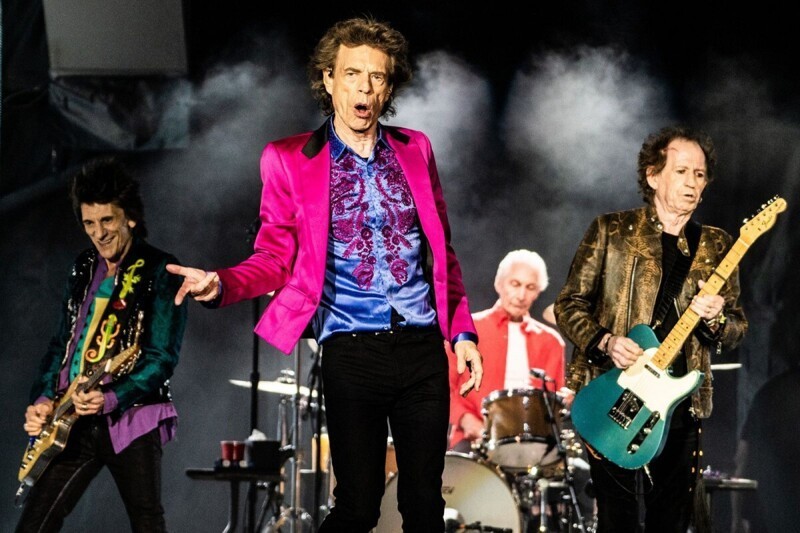 Цензура или глупость: в антирасистском хите The Rolling Stones усмотрели расизм