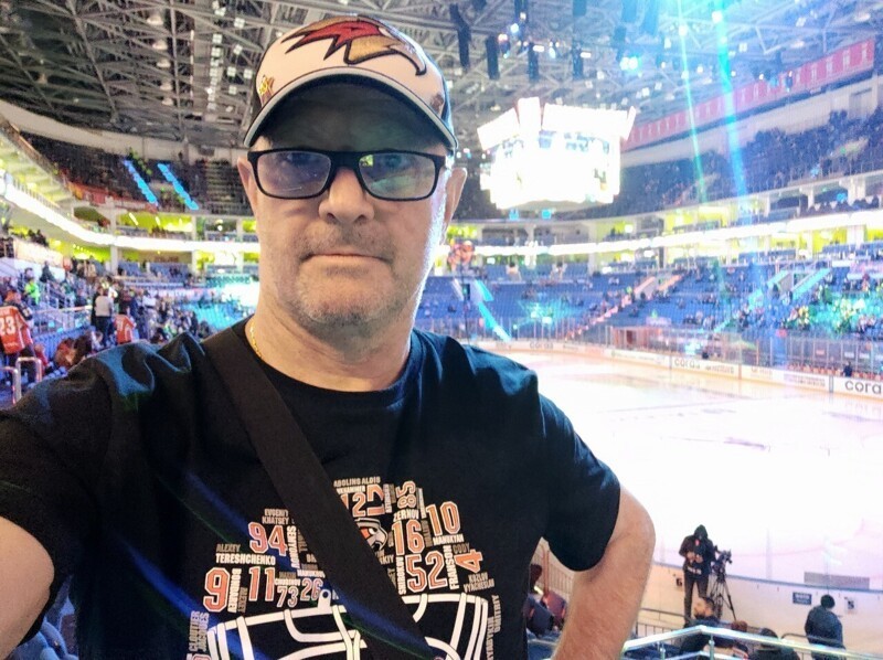 Болельщик из Швейцарии: моя цель - посетить все российские хоккейные арены в КХЛ