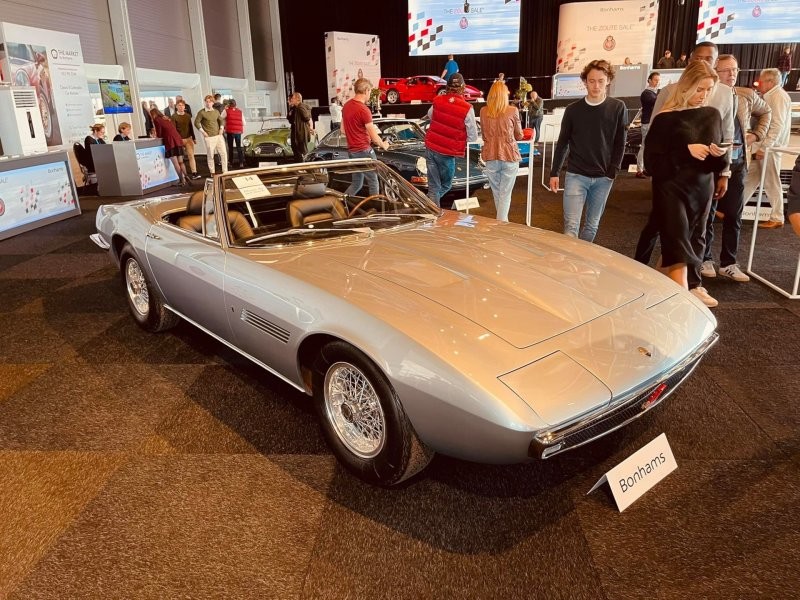 6. Maserati Ghibli 1970 года продан за €494,500 (43 050 000 руб.)