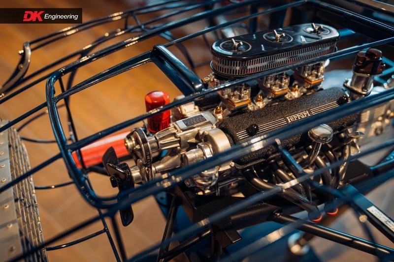 Уменьшенные копии двигателей Ferrari: на создание каждого требуется больше года
