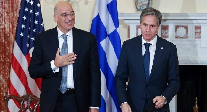 США расширяют сотрудничество с Грецией - Турция недовольна