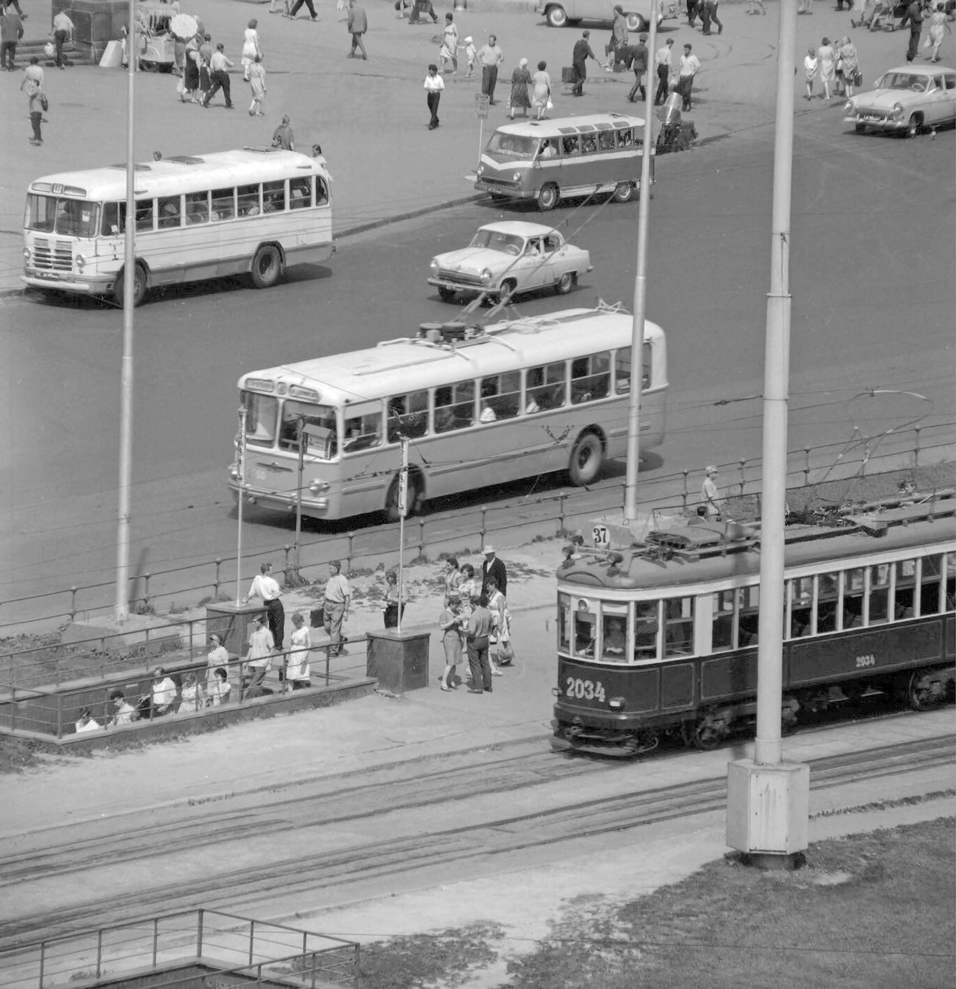 транспорт москвы старые