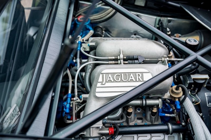 Jaguar XJ220 1993 года: один из самых красивых автомобилей всех времен
