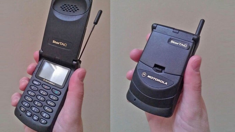 Первые мобильные. Какой была сотовая связь в начале 90-х