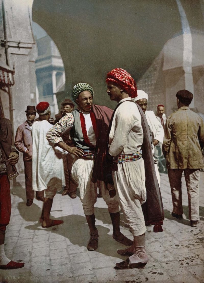Тунис 19-го века в старинных цветных открытках