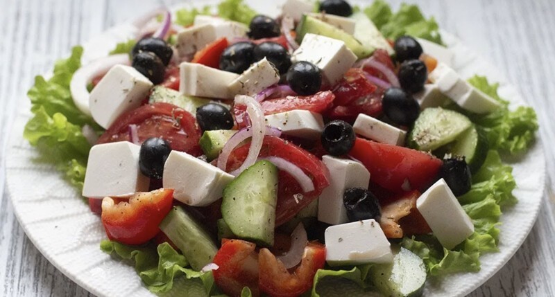 Салат греческий - простой рецепт