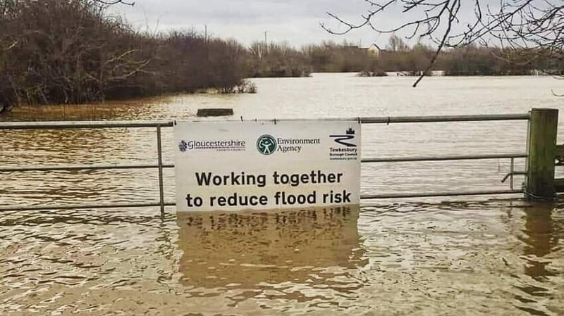 22. "Работаем вместе, чтобы снизить риск наводнений"