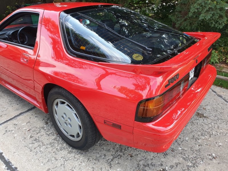 Mazda RX-7 1989 года выпуска в идеальном состоянии