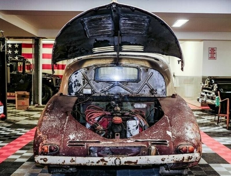Редкую Tatra T 87 выставили на аукцион