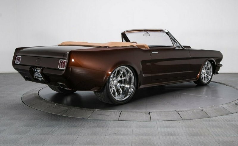 Этот кабриолет Ford Mustang 1966 года феноменален, но цена соответствующая