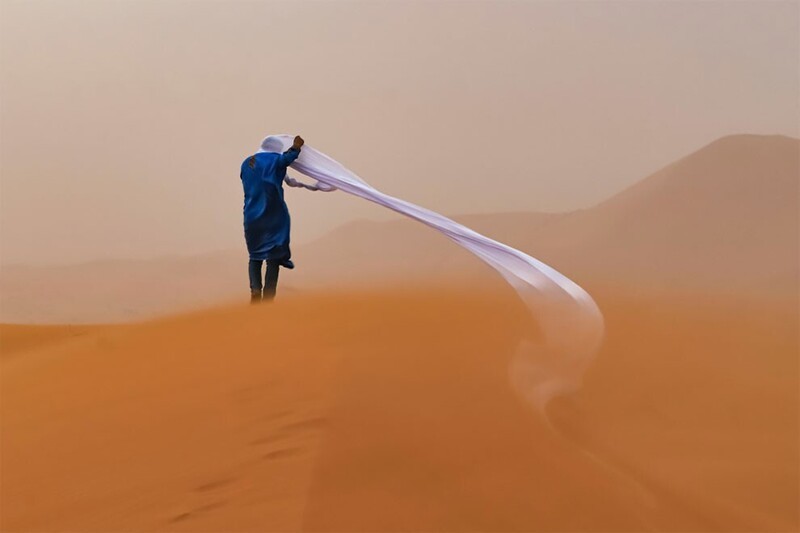 Песчаная буря в Сахаре. Фотограф Tom Overall