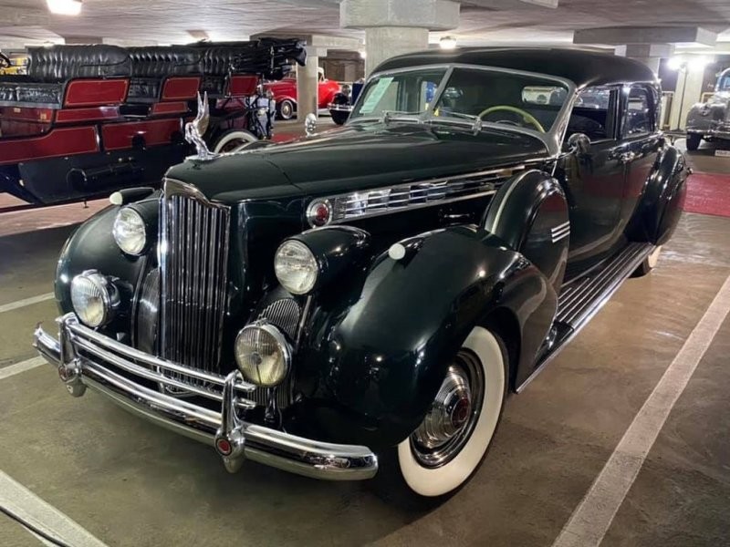 6. Packard Custom Super Eight One-Eighty Sport Sedan by Darrin 1940 года продан за $280,000 (22 455 000 руб.