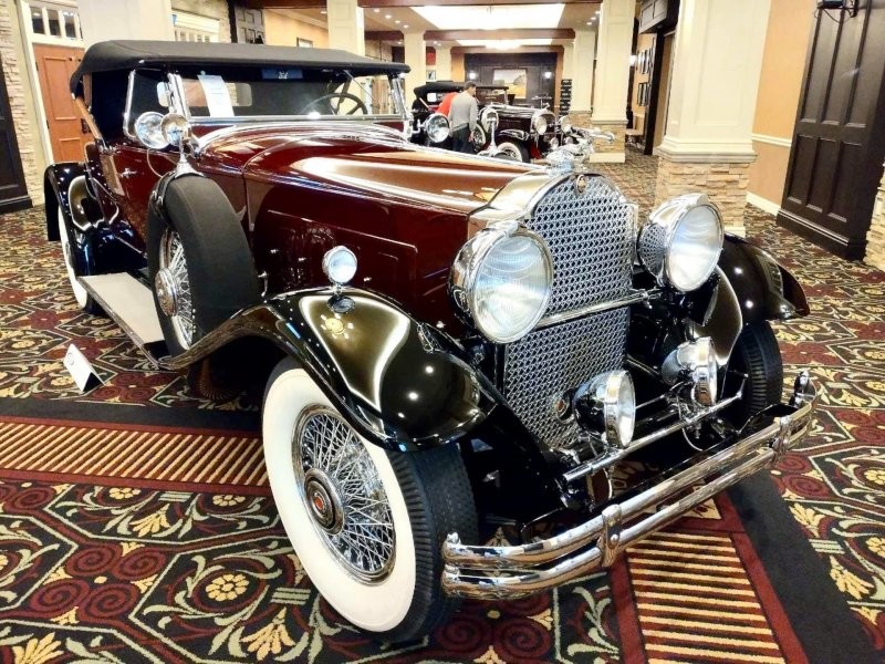 3. Packard 745 Deluxe Eight Roadster 1930 года продан за $407,000 (32 850 000 руб.)