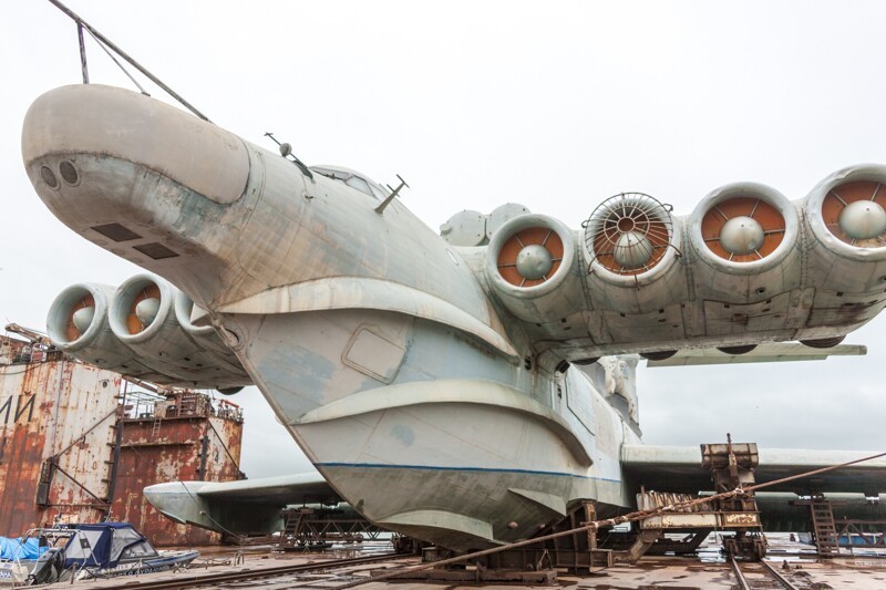 Ракетный корабль-экраноплан проекта 903 «Лунь» длиной 74 метра. СССР. 1986 год