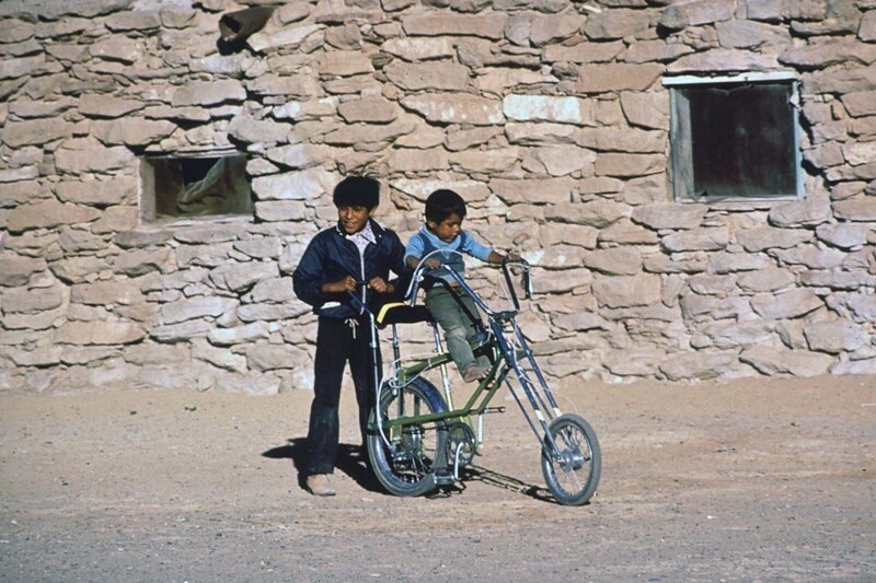 Дети в резервации народа хопи в Аризоне