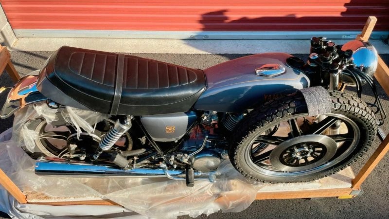 Новый мотоцикл Yamaha оставался «запечатанным» в коробке 40 лет и теперь отправляется на аукцион