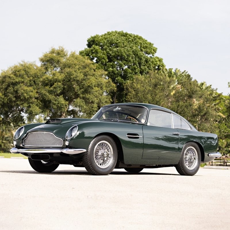 7. Aston-Martin DB4 GT 1961 года продан за $3,305,000 (236 300 000 руб.)