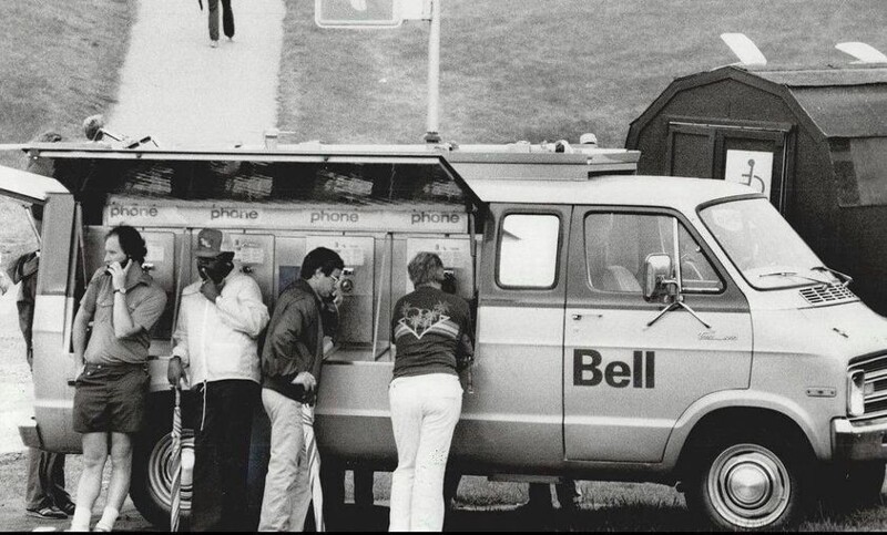 "Мобильные" телефоны 1983 - Торонто, Канада