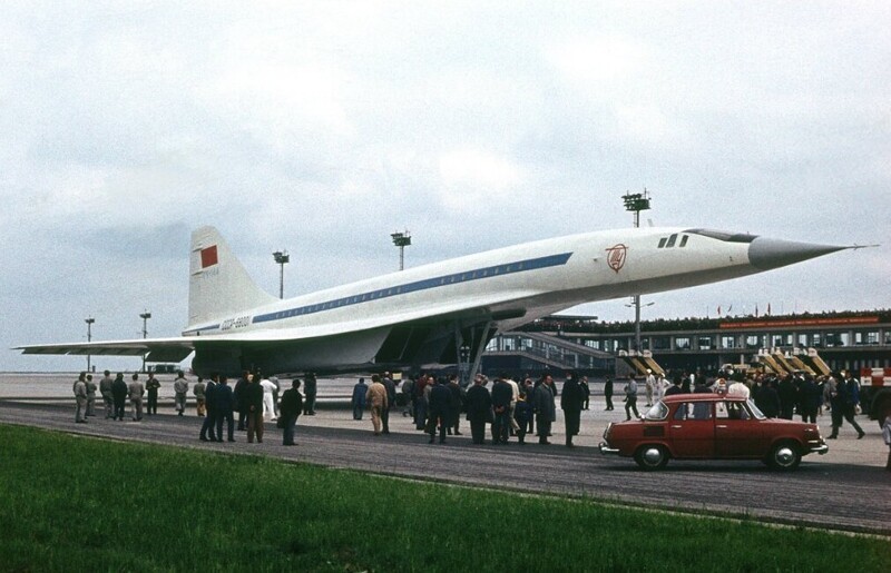 Советский сверхзвуковой лайнер Ту-144 в Праге, 1971: