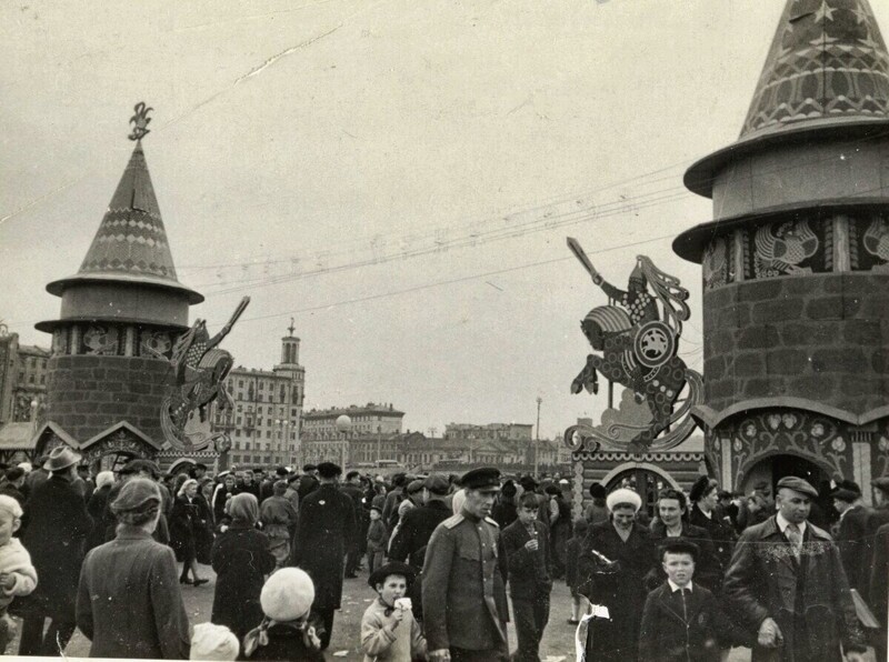 Как выглядела послевоенная Москва в 1946 году?