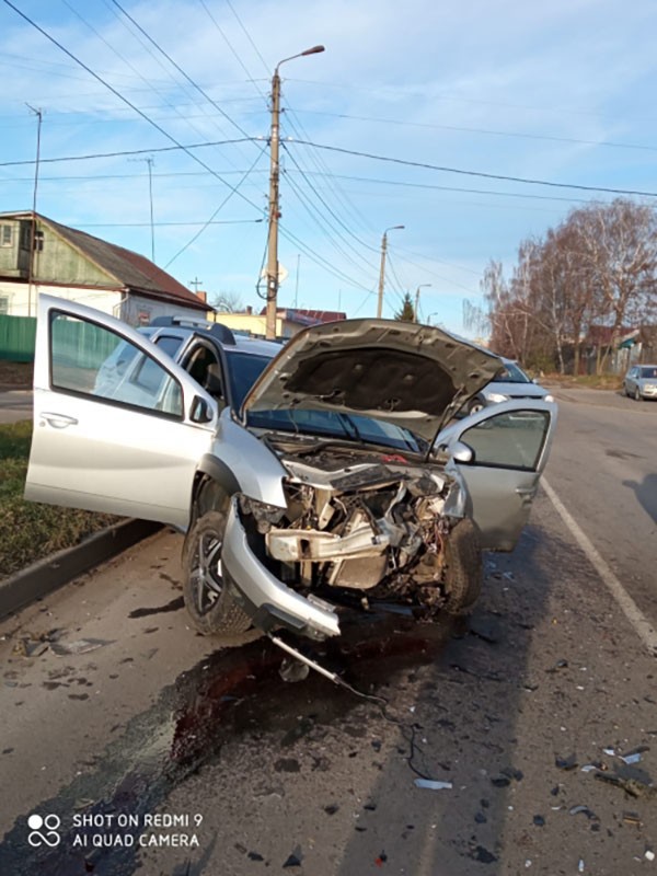Авария дня. ДТП на перекрестке неравнозначных дорог в Орловской области