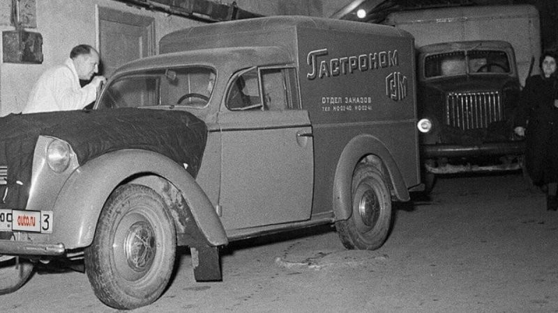 Редкий фургон на базе «Москвича» 1953 года, стилизованный для гастрономического отдела ГУМа