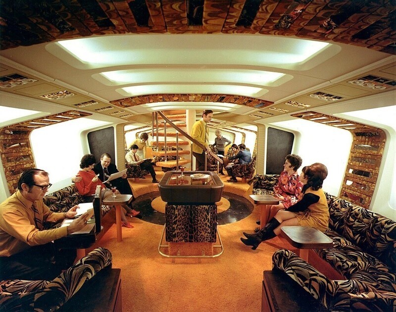 Зал отдыха на самолёте Boeing-​747, 1970-е