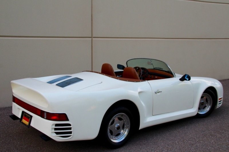 Porsche так и не построил 959 Speedster, поэтому компания из Майами решила сама сделать такой автомобиль