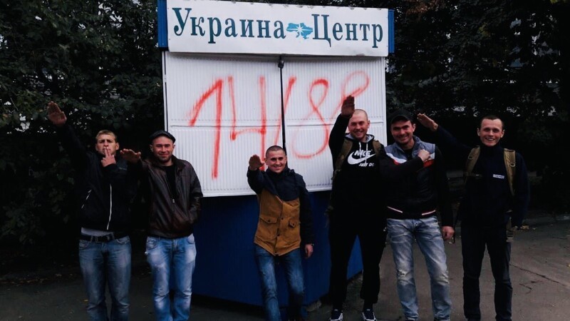 Можно ли одним фото рассказать про современную Украину? Легко.