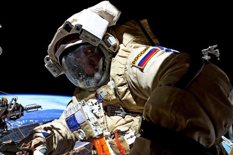 В чем суть работы космонавта?