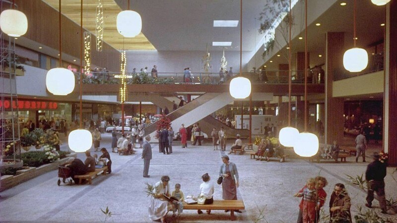 Торговый центр в небольшом городке США, 1956 год