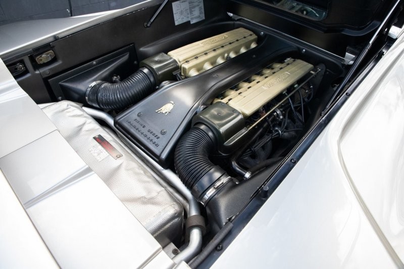 Продается редкий суперкар Lamborghini Diablo SE30: таких было выпущено всего 150 единиц
