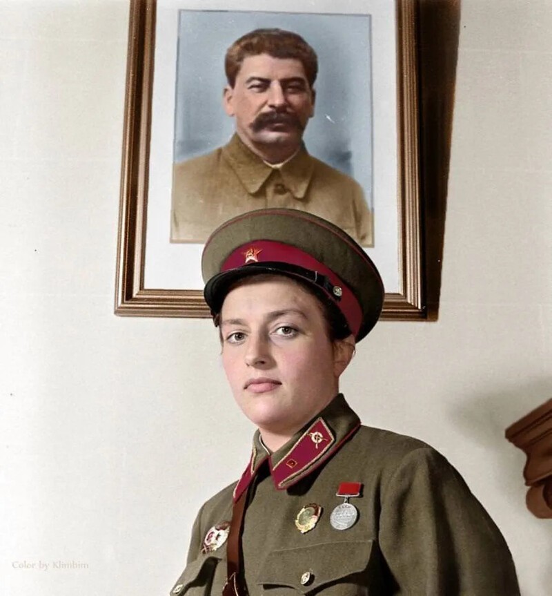 Людмила Павличенко была комиссована после тяжелого ранения в июне 1942 года