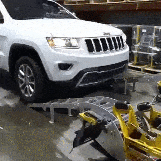 Коллекция гифок с автомобилями и мотоциклами