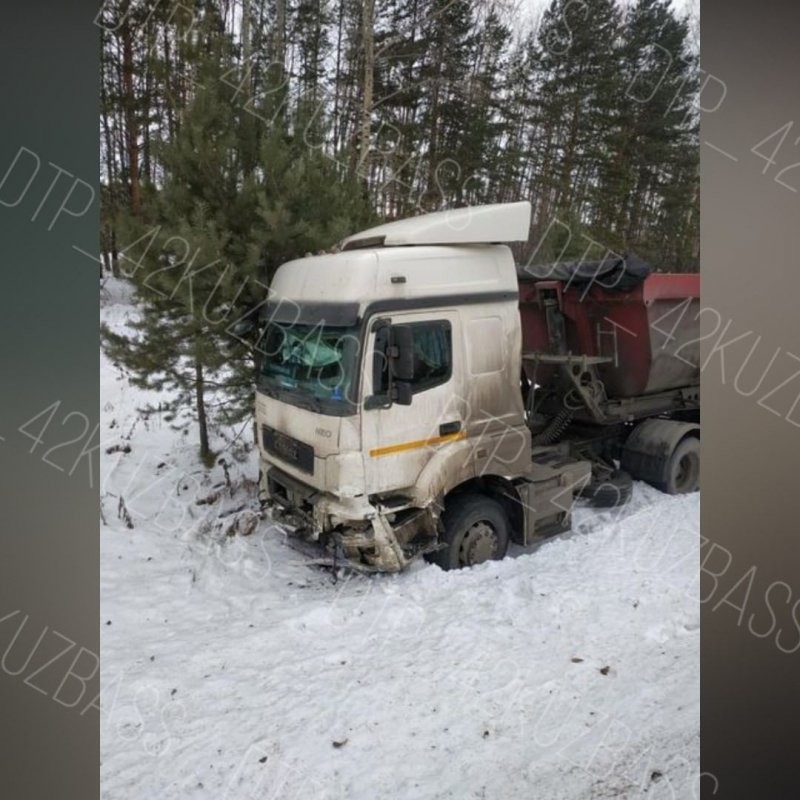 Авария дня. Четыре человека пострадали в ДТП в Кемеровской области