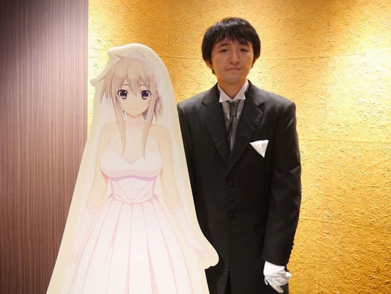 Японскую жену перед мужем. 2d вайфу. Свадьба в Японии. Виртуальная свадьба в Японии.