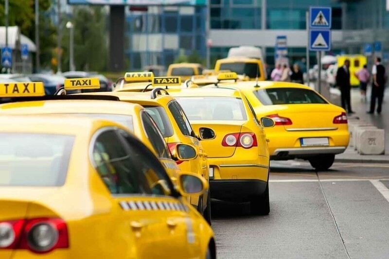 Треть разрешений на работу в такси аннулировали в Подмосковье
