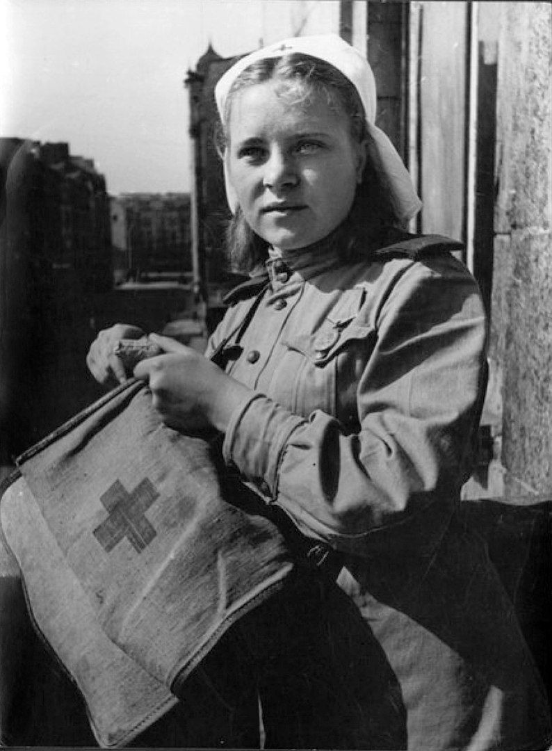 Сумки медсестры во время войны