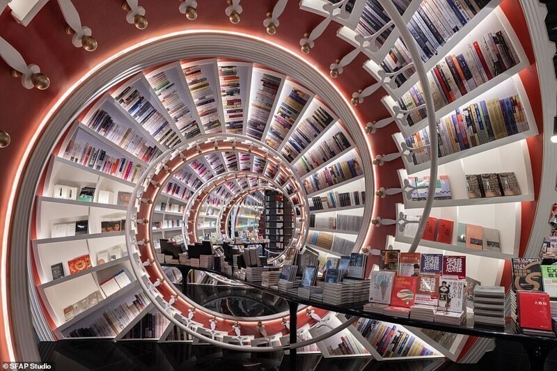 В Китае открыли удивительный книжный магазин