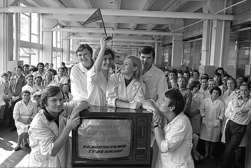 Первый цветной телевизор марки "Горизонт". СССР, Минск, 1977 год