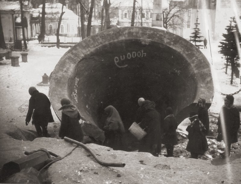 Церковные колокола на стройку коммунизма
