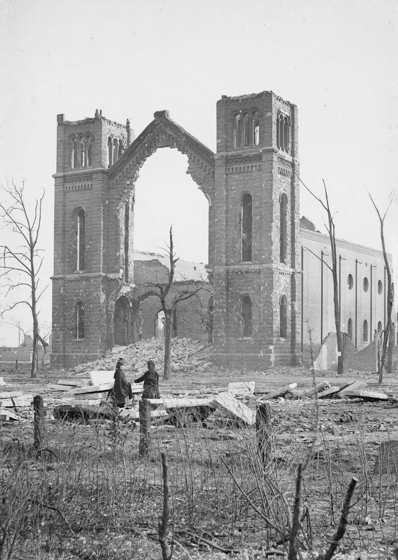 Развалины Trinity Church