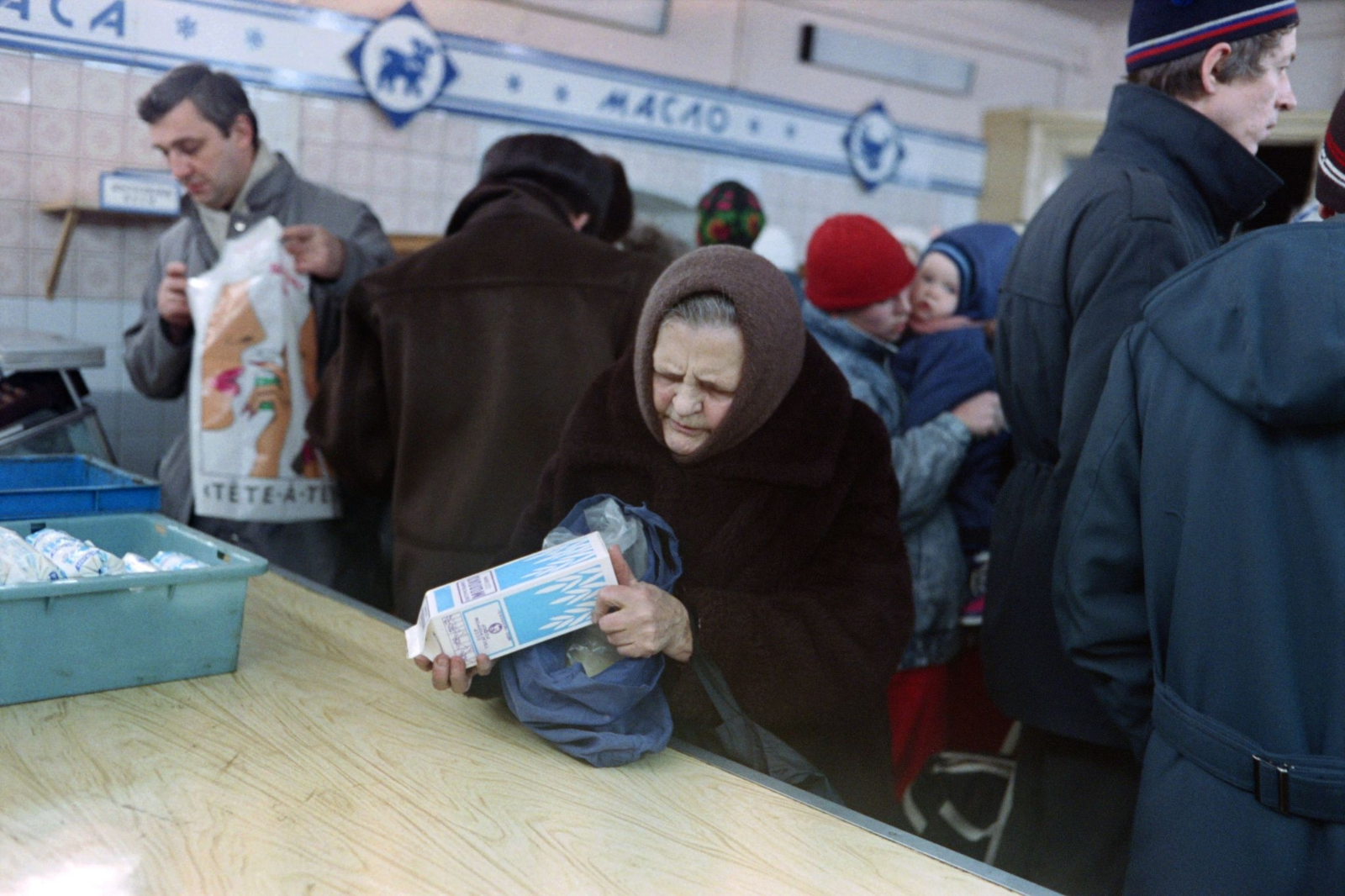 Декабрь 1990 года. 90-Е годы в России. 90-Е годы в России фото. Россия в 90-е. Минск 90-ые годы.