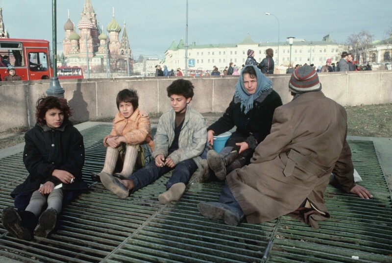 Бездомная семья на Красной площади