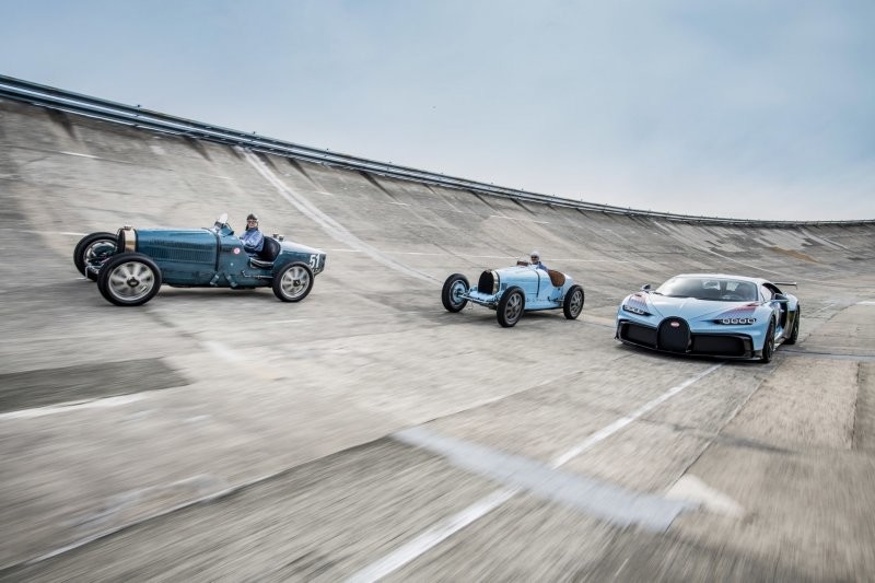 Bugatti Chiron Pur Sport Grand Prix — для тех, кому обычных Bugatti мало